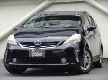 2013 Toyota PRIUS α