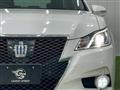 2013 Toyota Crown Hybrid