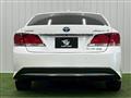 2013 Toyota Crown Hybrid