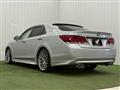 2013 Toyota Crown Hybrid
