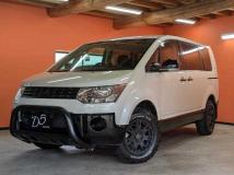 2010 Mitsubishi Delica D5