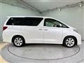 2013 Toyota Alphard G