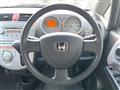 2008 Honda Life