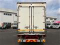 2018 Isuzu Elf Truck