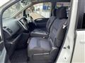 2009 Nissan Serena