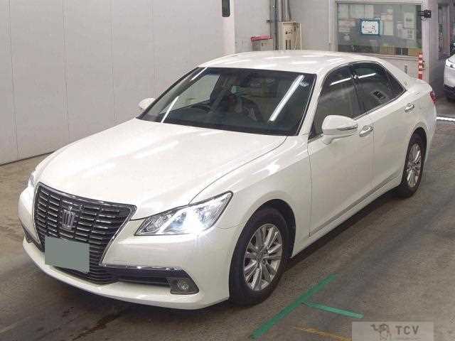 2014 Toyota Crown