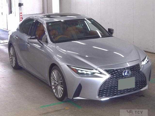 2021 Lexus IS