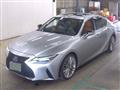 2021 Lexus IS