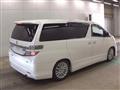 2013 Toyota Vellfire
