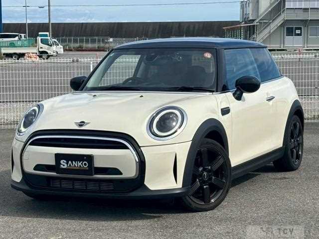 2022 BMW MINI