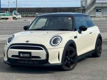 2022 BMW MINI