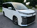 2025 Toyota Voxy