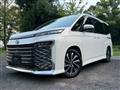 2025 Toyota Voxy