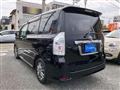 2013 Toyota Voxy