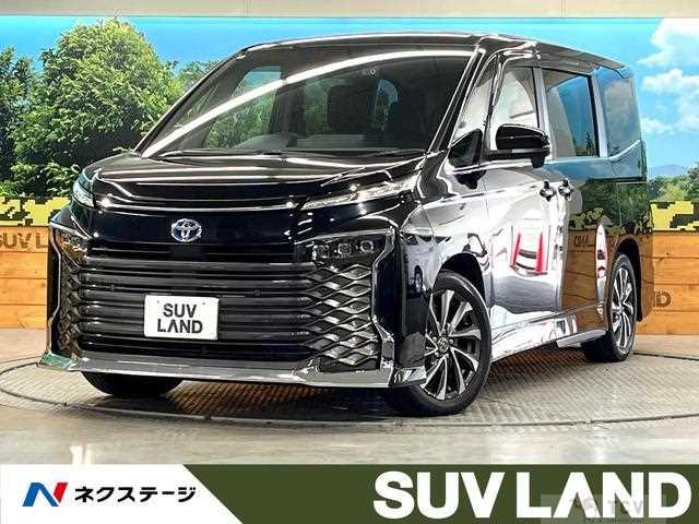 2022 Toyota Voxy