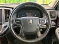 2016 Toyota Crown Hybrid