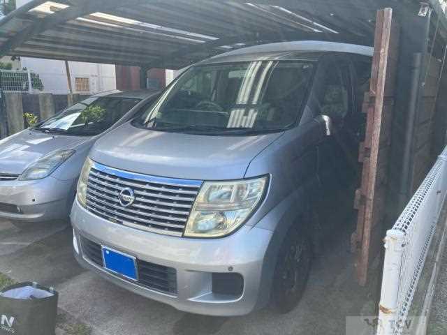 2005 Nissan Elgrand