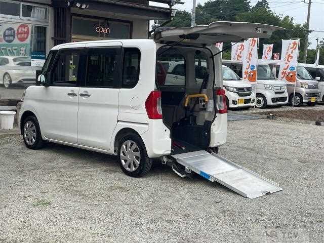 2015 Daihatsu Tanto