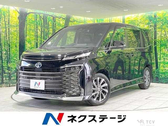 2023 Toyota Voxy
