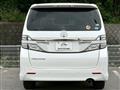 2013 Toyota Vellfire