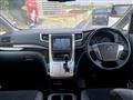2013 Toyota Vellfire