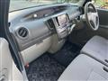 2013 Daihatsu Tanto