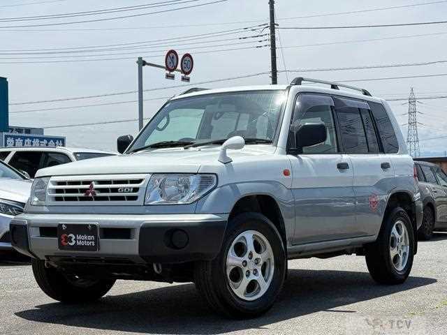 1998 Mitsubishi Pajero iO
