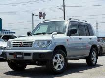 1998 Mitsubishi Pajero iO