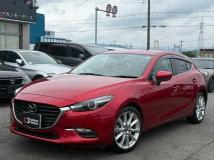 2018 Mazda Axela