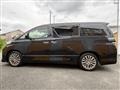 2015 Toyota Alphard G