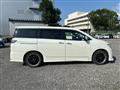 2013 Nissan Elgrand