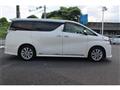 2015 Toyota Vellfire