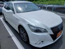 2015 Toyota Crown