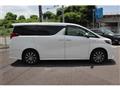 2015 Toyota Alphard Hybrid