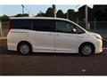 2016 Toyota Noah