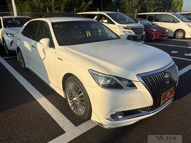 2014 Toyota Crown Majesta
