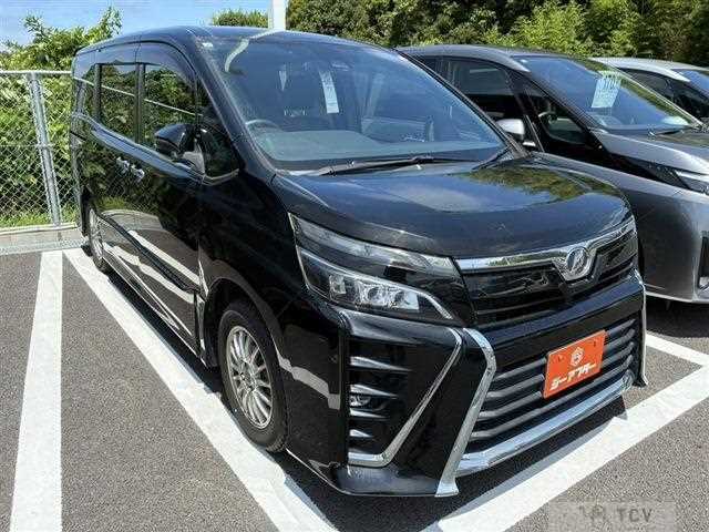 2017 Toyota Voxy