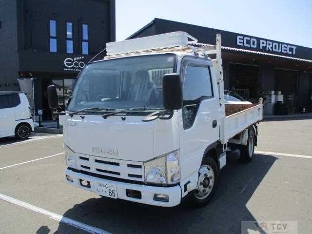 2013 Isuzu Elf Truck