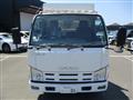 2013 Isuzu Elf Truck
