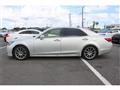 2014 Toyota Crown Majesta