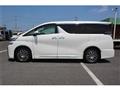 2015 Toyota Vellfire