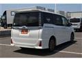 2016 Toyota Voxy