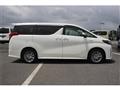 2018 Toyota Alphard Hybrid
