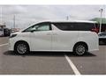 2022 Toyota Alphard Hybrid