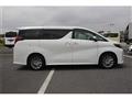 2022 Toyota Alphard Hybrid