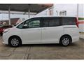 2017 Toyota Noah