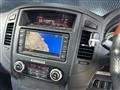 2011 Mitsubishi Pajero