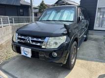 2011 Mitsubishi Pajero