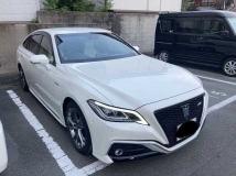 2019 Toyota Crown Hybrid