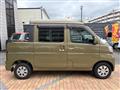 2018 Daihatsu Hijet Cargo